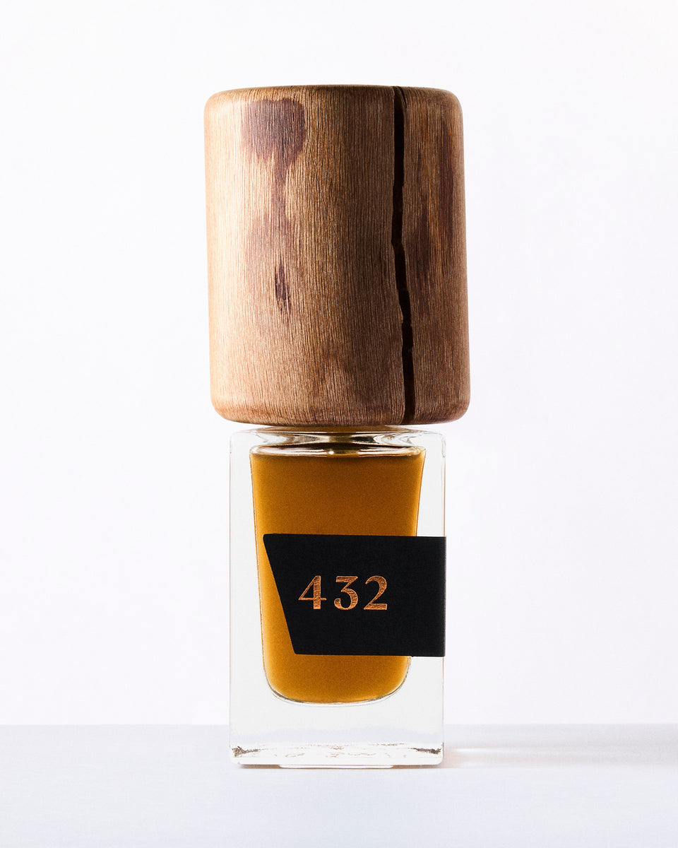 432 Perfumería Mestiza Canelo Negro Extrait de Parfum - Stéle