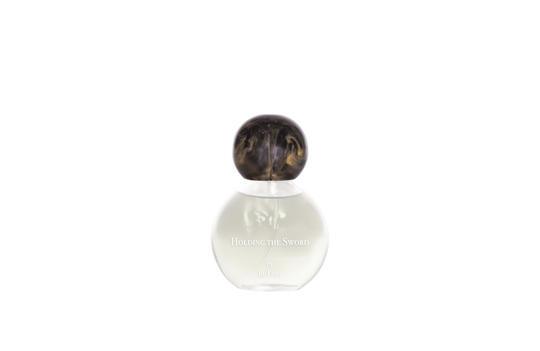 Bu Feng Holding the Sword Extrait de Parfum - Stéle