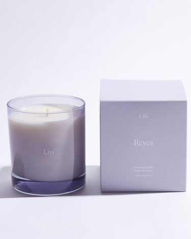 Liis Reyes Candle at Stéle