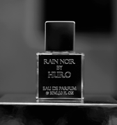 HURO Rain Noir Eau de Parfum - Stéle