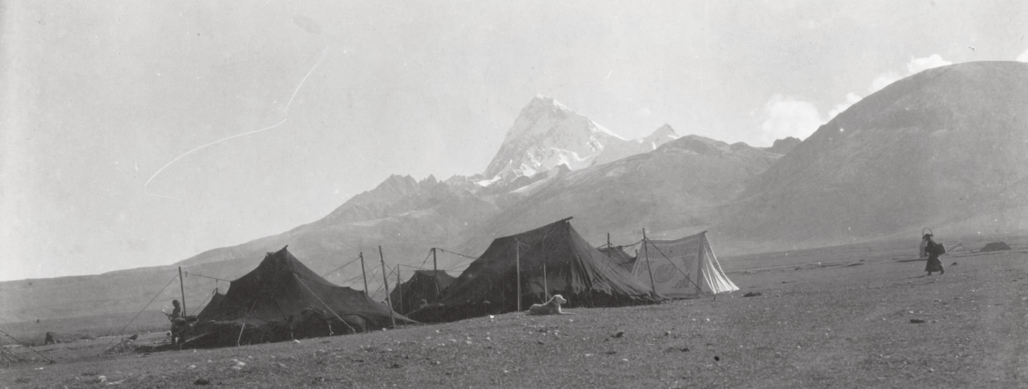 Hima Jomo Lhasa Rose 1924 Eau de Parfum at Stéle