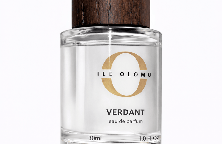Ile Olomu Verdant Eau de Parfum - Stéle