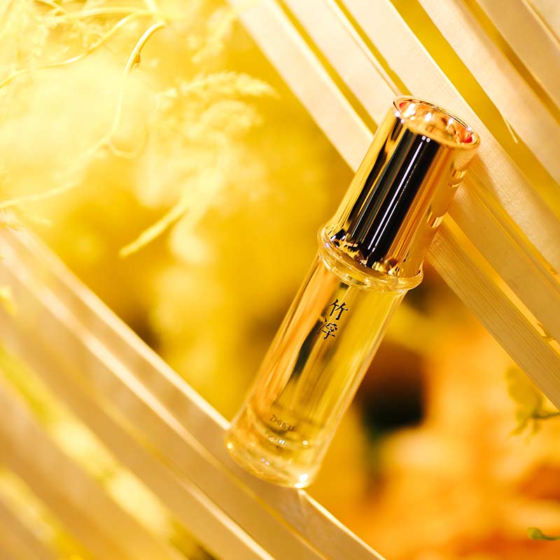 ZHUFU Above The Clouds Eau de Parfum - Stéle