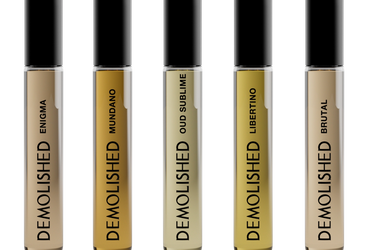 Demolished Saga Parfum Discovery Set at Stéle