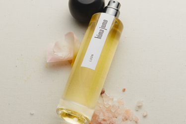Hima Jomo Loon Eau de Parfum at Stéle