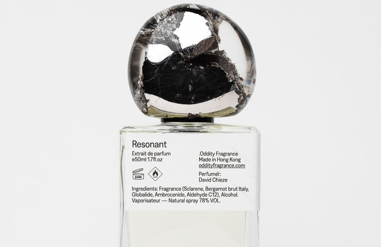 .Oddity Resonant Extrait de Parfum - Stéle