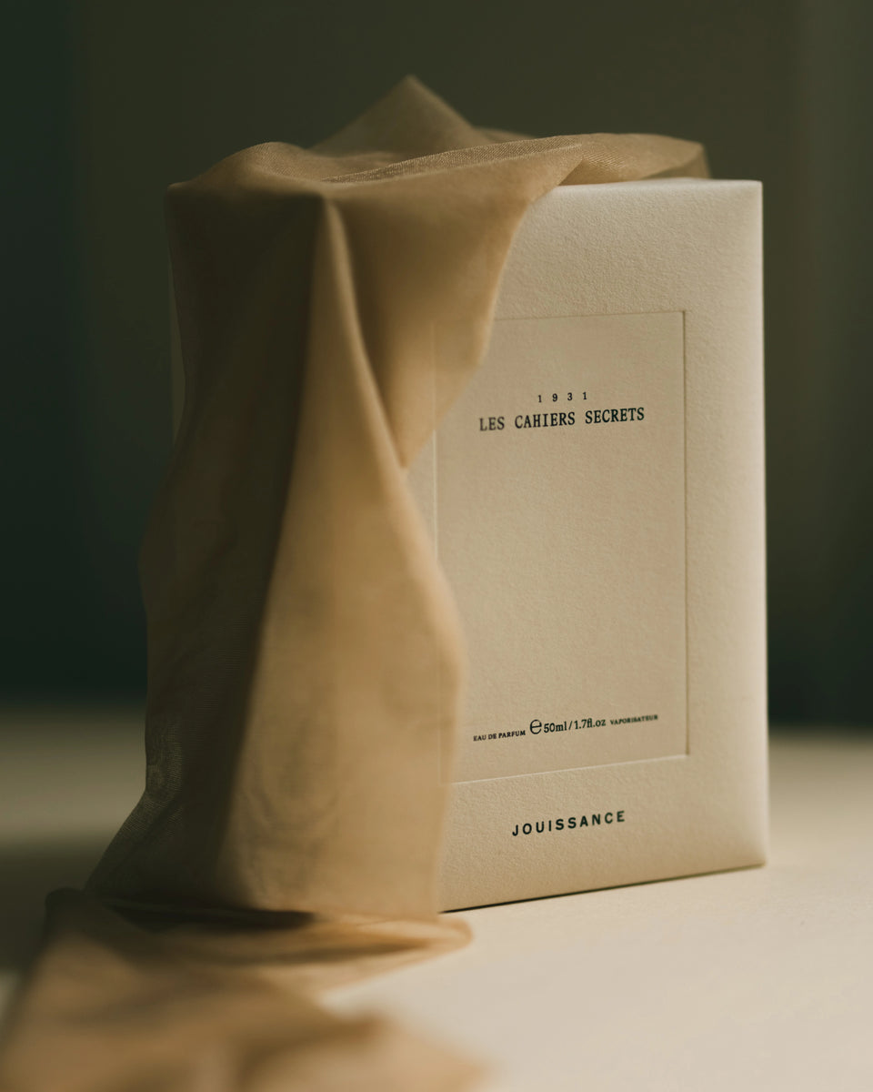 Jouissance Les Cahiers Secrets Eau de Parfum - Stéle