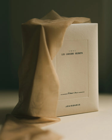 Jouissance Les Cahiers Secrets Eau de Parfum - Stéle
