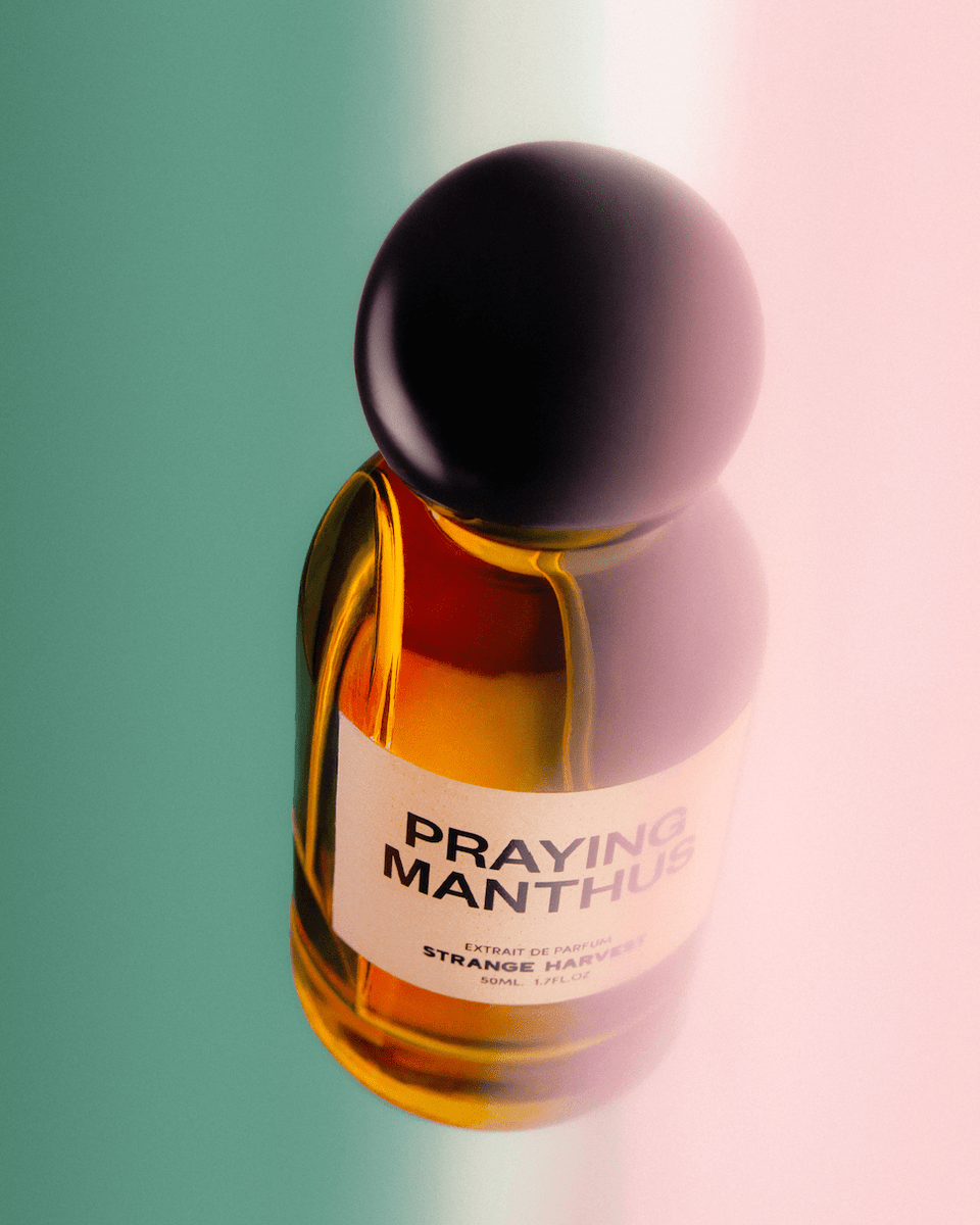 Strange Harvest Praying Manthus Extrait de Parfum - Stéle