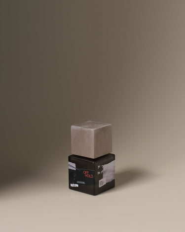 NOMR Offhold Eau de Parfum - Stéle