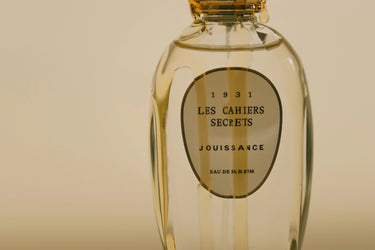 Jouissance Les Cahiers Secrets Eau de Parfum - Stèle