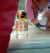 Faux Rose Eau de Parfum - Stéle