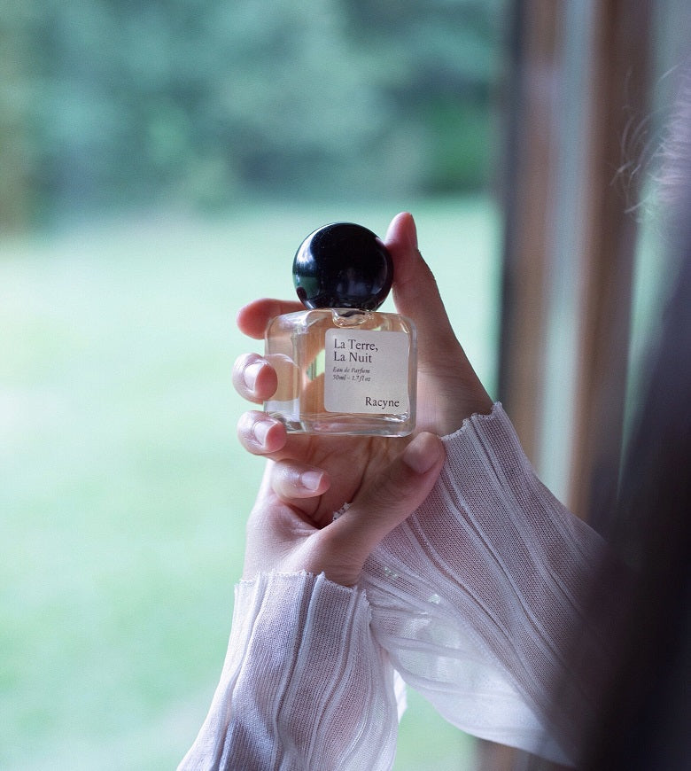 Racyne La Terre, La Nuit Eau de Parfum - Stéle