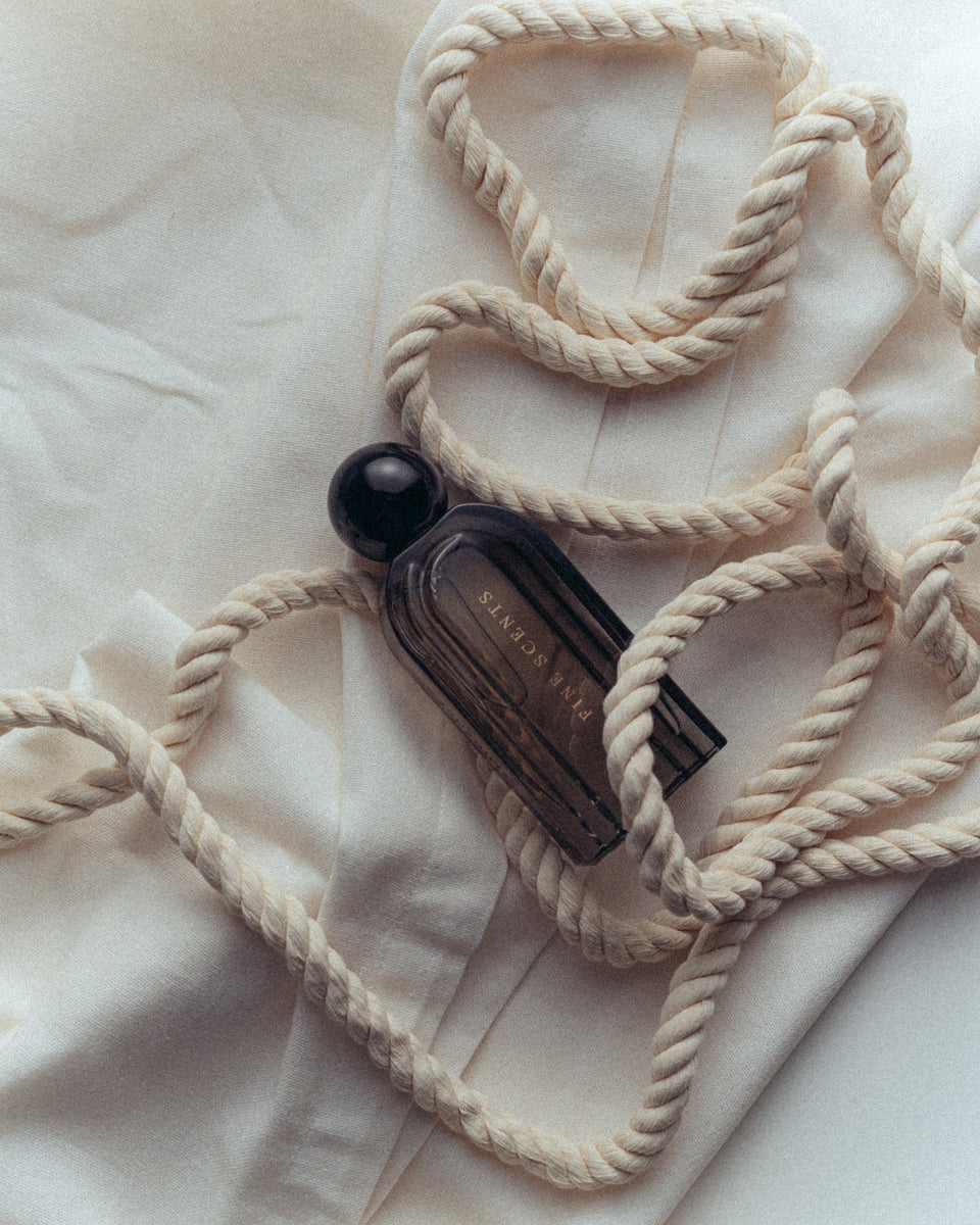 Fine Scents Éminence Eau de Parfum - Stéle