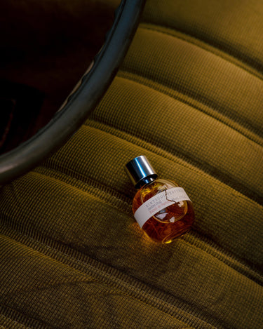 Kintsugi Perfumes Ambré Oud Extrait de Parfum - Stéle