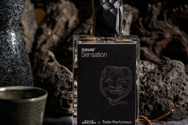 Tada Parfumeur Emishiki Sensation Black Eau de Parfum - Stéle