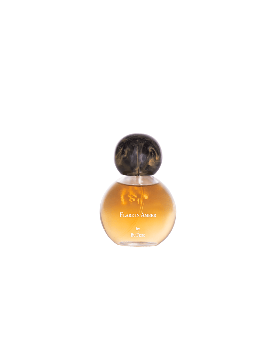 Bu Feng Flare in Amber Extrait de Parfum - Stéle