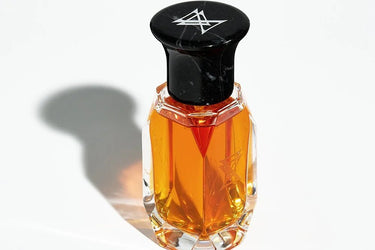 Extra Virgo Florilegium Extrait de Parfum - Stéle