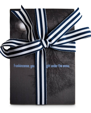 January Scent Project Frankincense, You Are as a Light Under the Snow - Stéle