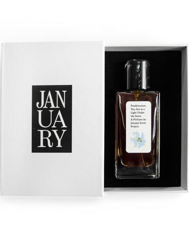 January Scent Project Frankincense, You Are as a Light Under the Snow - Stéle