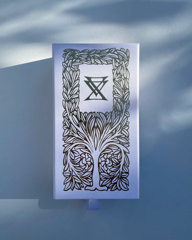 Extra Virgo Oracle Extrait de Parfum - Stéle