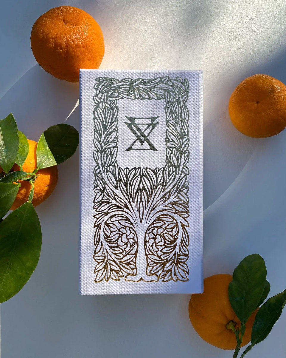 Extra Virgo Oracle Extrait de Parfum - Stéle