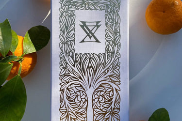 Extra Virgo Oracle Extrait de Parfum - Stéle