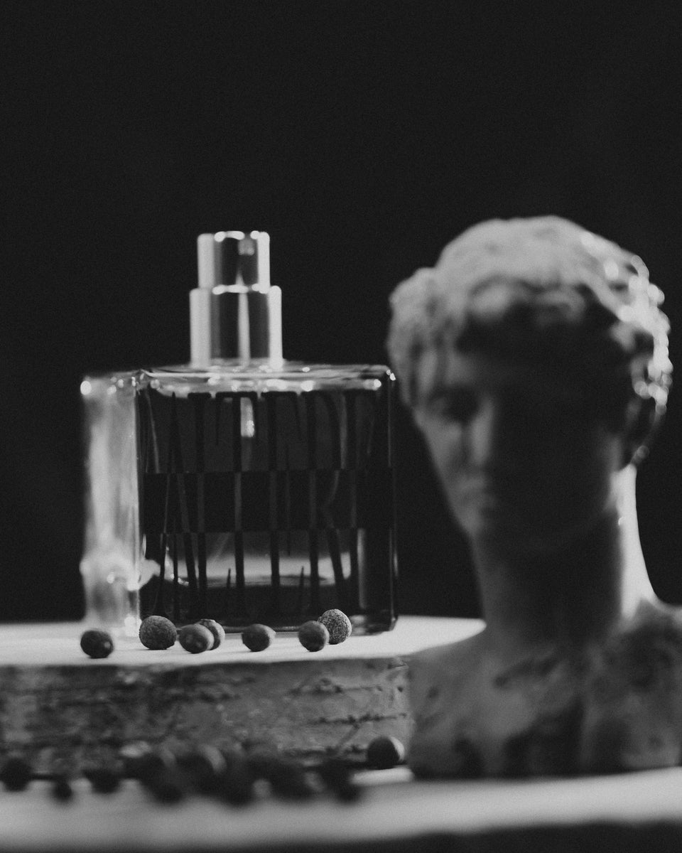 Profundum Altere Extrait de Parfum - Stéle