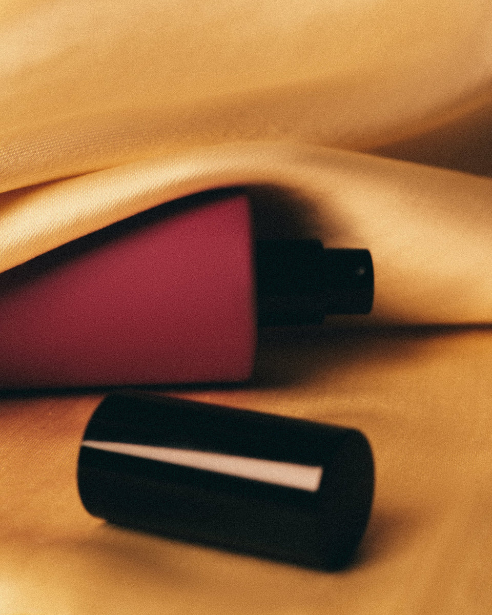 Sous Le Manteau Poudre Impériale n°1 Eau de Parfum - Stéle