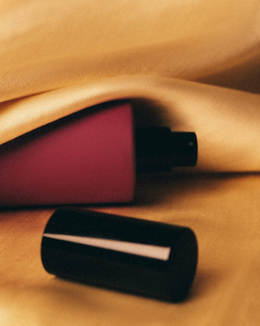 Sous Le Manteau Poudre Impériale n°1 Eau de Parfum - Stéle
