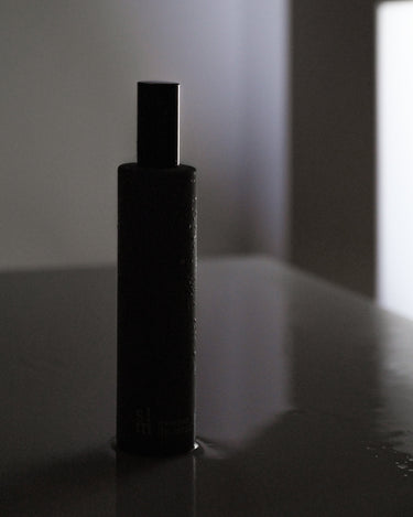 Sous Le Manteau Essense du Sérail n°4 Eau de Parfum - Stéle