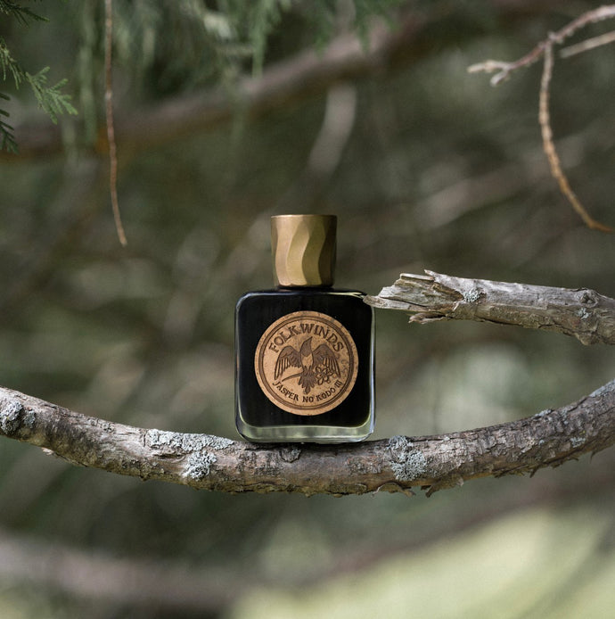 Folkwinds Jasper no Kodō III Elixir de Parfum - Stéle