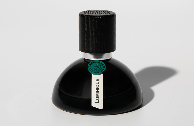 Voyager Luminique Eau de Parfum - Stéle