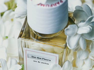 Senyokô Duo des Fleurs Eau de Parfum - Stéle