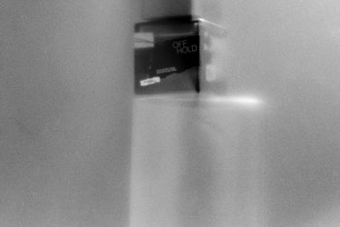 NOMR Offhold Eau de Parfum - Stéle