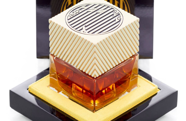 Feel Oud Oud de Grand Extrait de Parfum - Stéle