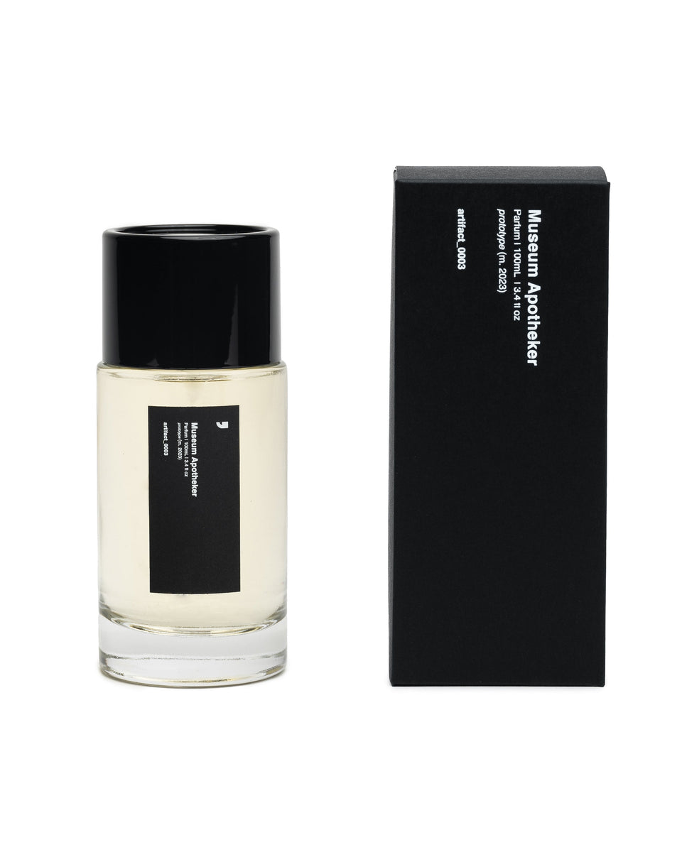Museum Apotheker Artifact_0003 Parfum - Stéle