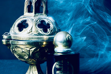 Sage & Salt Sacred Ember Extrait de Parfum - Stéle