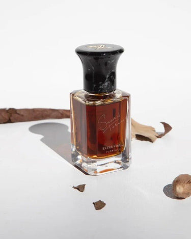Extra Virgo Sacred Tobacco Extrait de Parfum - Stéle