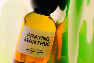 Strange Harvest Praying Manthus Extrait de Parfum