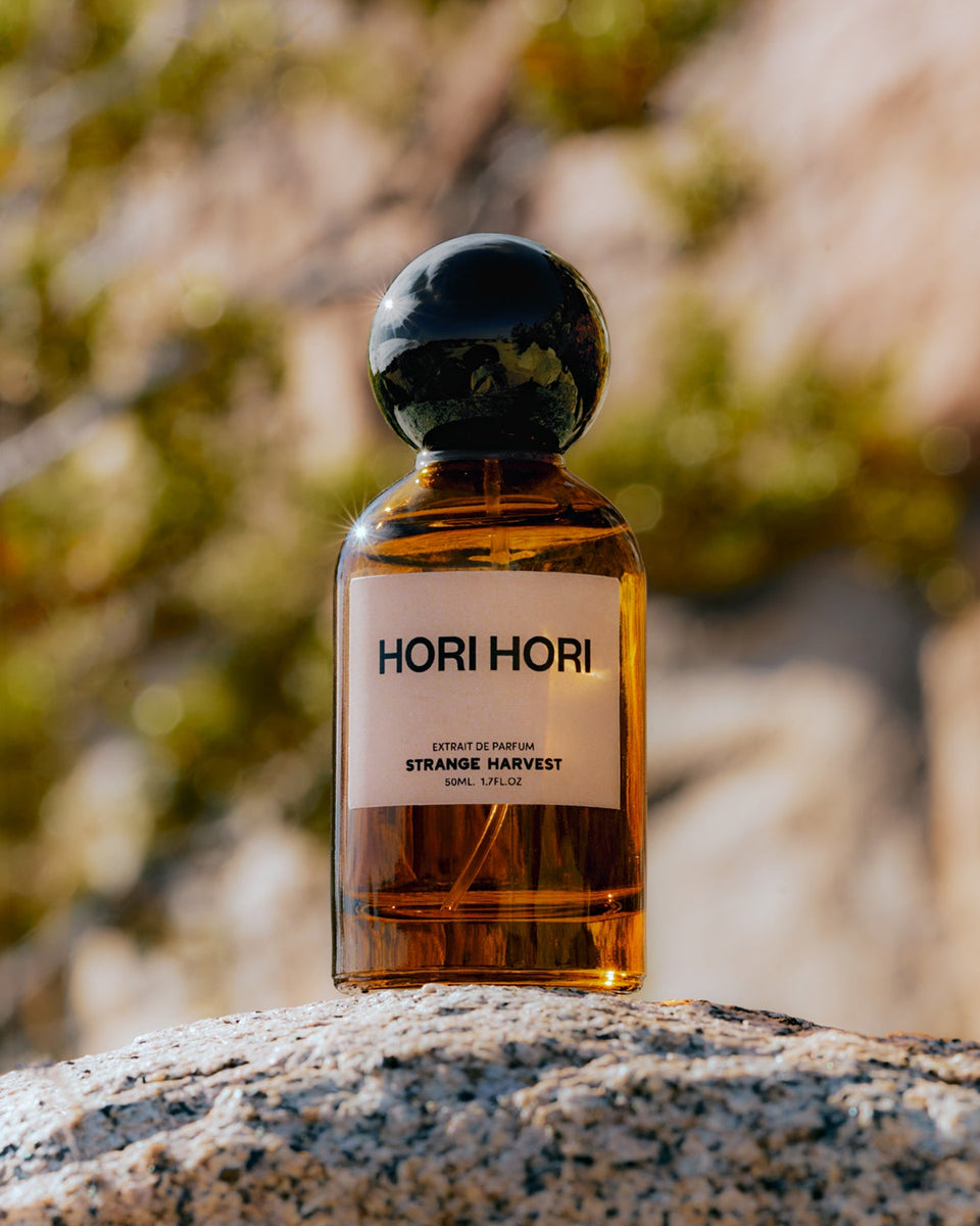 Strange Harvest Hori Hori Extrait de Parfum - Stéle