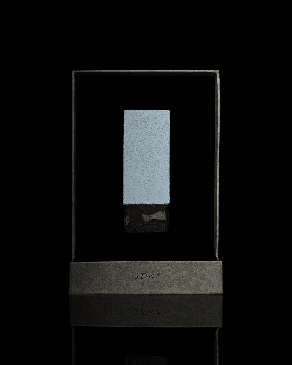 TOMBSTONE 3 Feet 5 Extrait de Parfum - Stéle