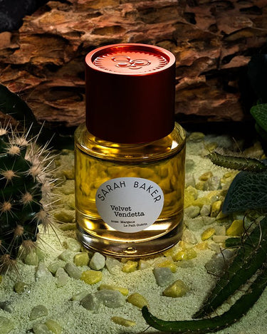 Sarah Baker Velvet Vendetta Extrait de Parfum - Stéle