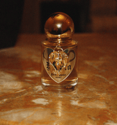Faux Rose Viva Maria Eau de Parfum - Stéle