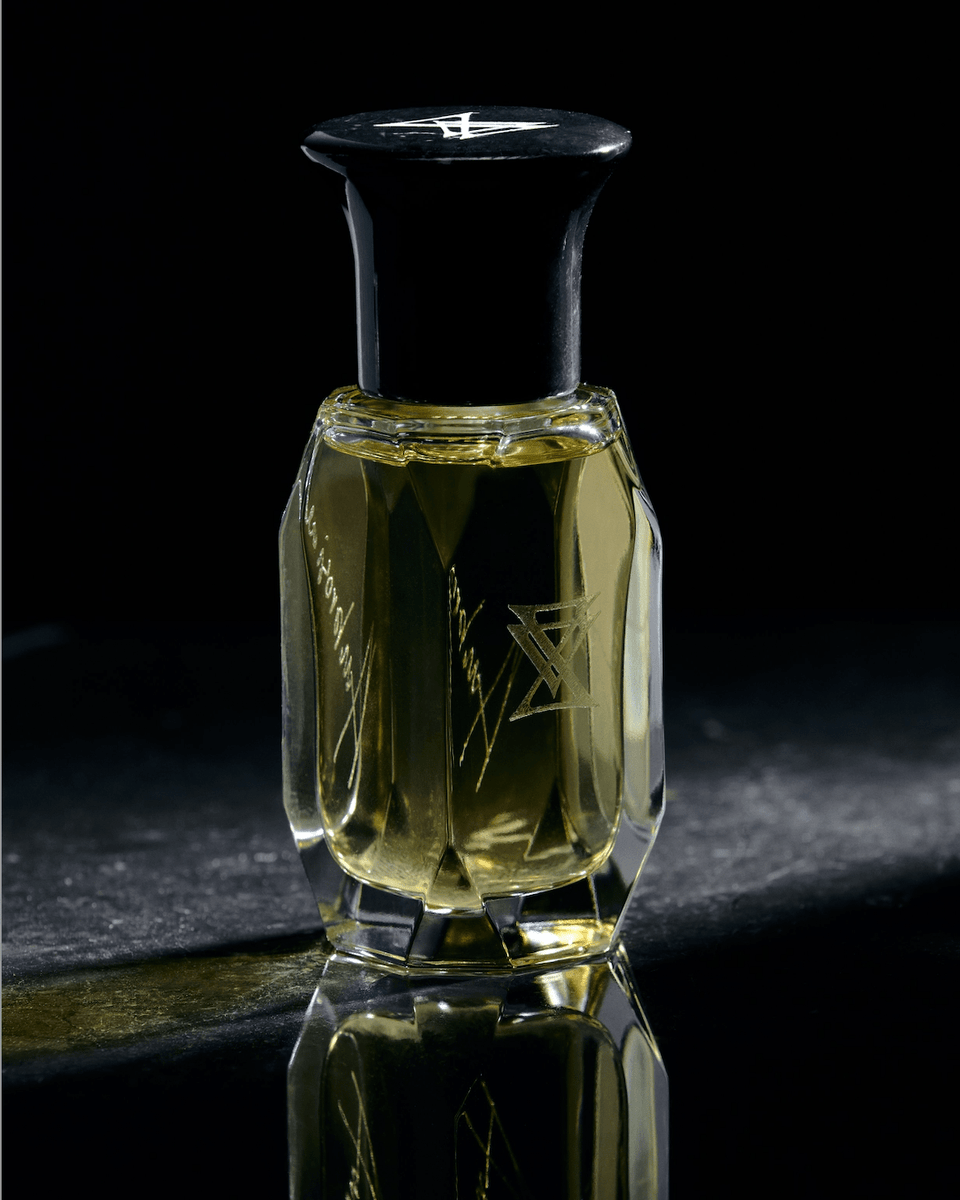Extra Virgo Ambrosiae Extrait de Parfum - Stéle