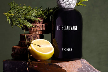 L'Objet Bois Sauvage Eau de Parfum - Stéle