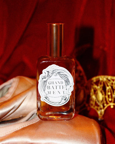 Odette Grand Battement Eau de Parfum - Stéle