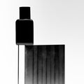 Dee April Parfum II - Stéle