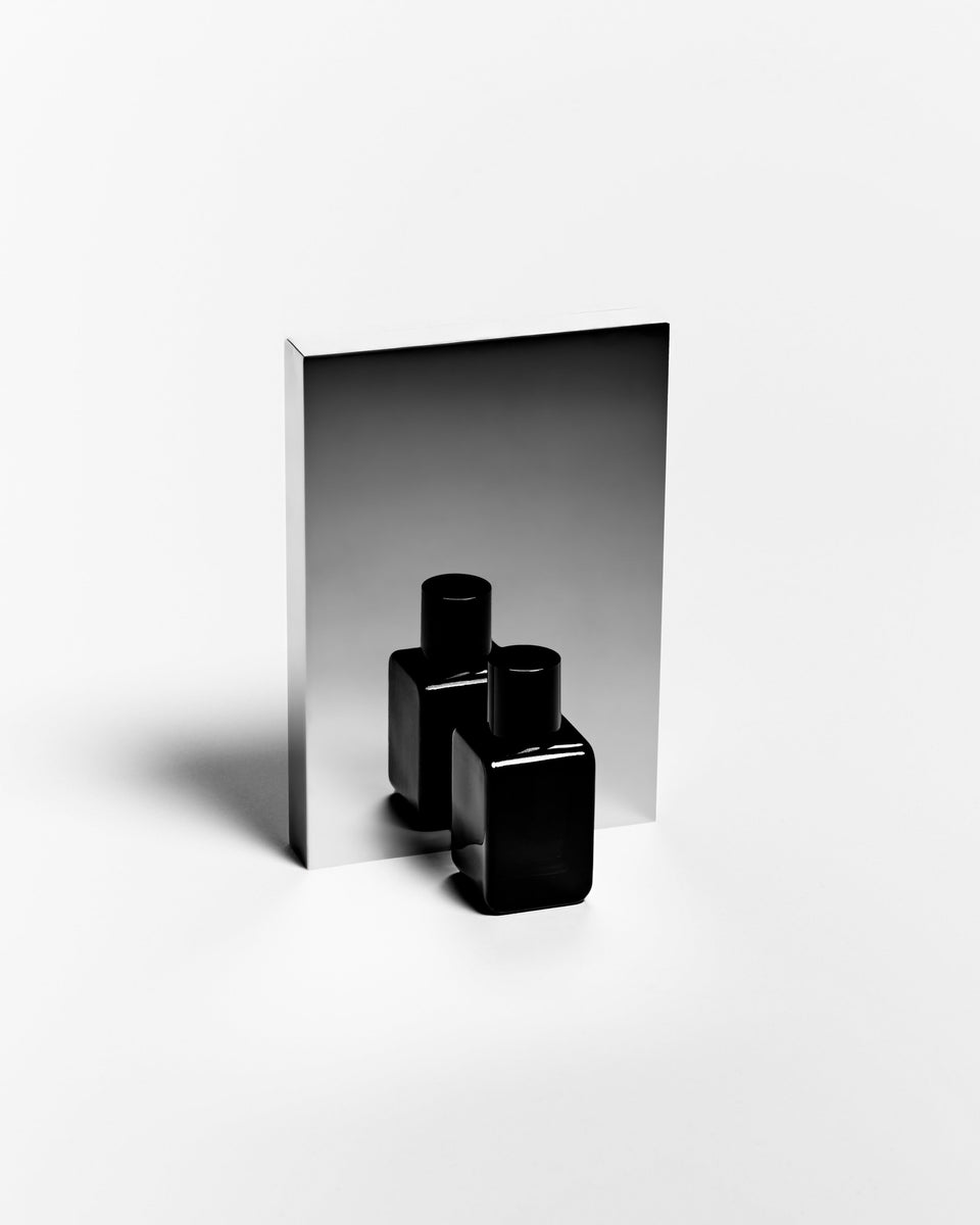 Dee April Parfum II - Stéle