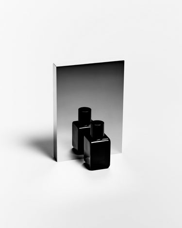 Dee April Parfum II - Stéle